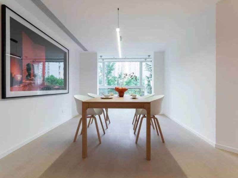 Housing image — Dining Area