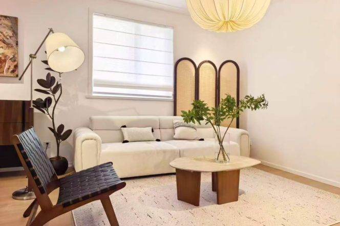 2BR Apartment near Pudong Avenue Metro with Outstanding View (L14)