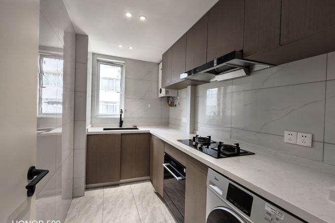3BR Apartment at Huaye Unit (L2/L12/L13)