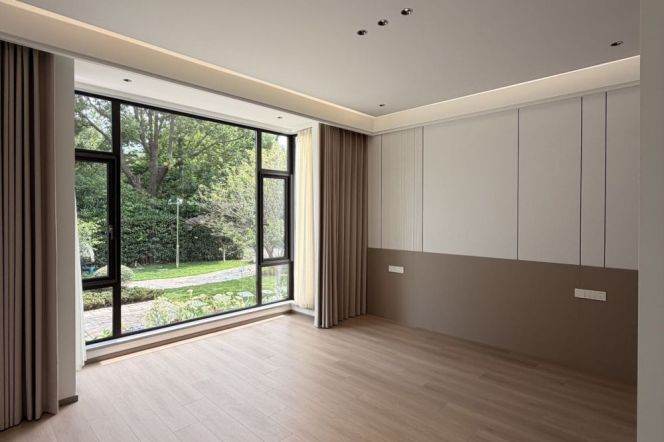 Spacious 5BR Villa at Shanghai Yintao Golf Club with Terrace
