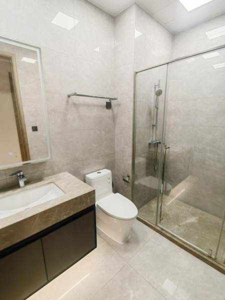 Housing image — Bathroom