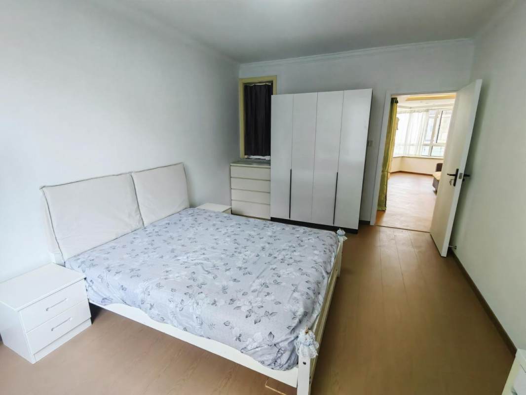 Housing image — Bedroom