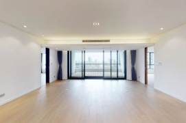 High-Floor Spacious 5BR Apartment in Jing'an (L2/L12/L13)