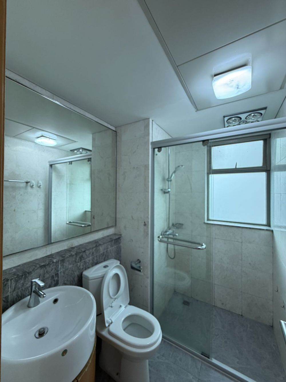 Housing image — Bathroom