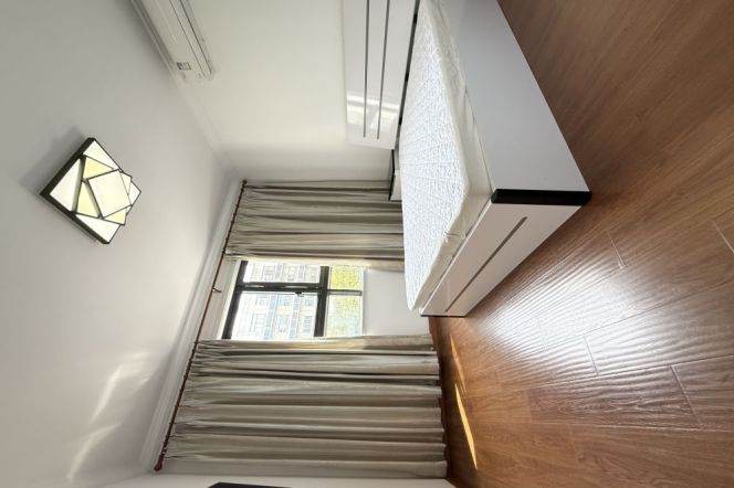 2BR Apartment in Hongqiao CBD