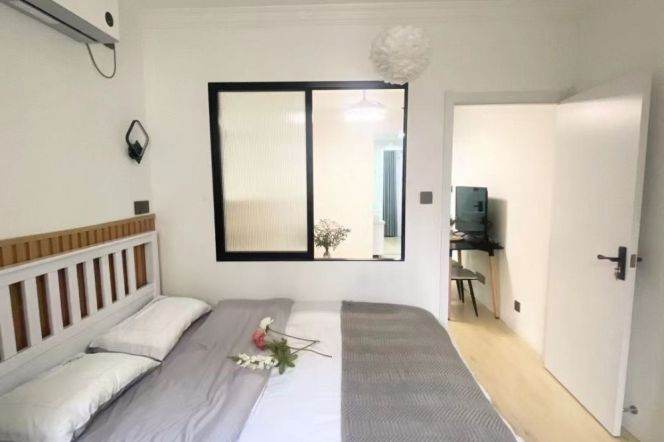 2BR Apartment near Zhongshan Park (L3/L4)
