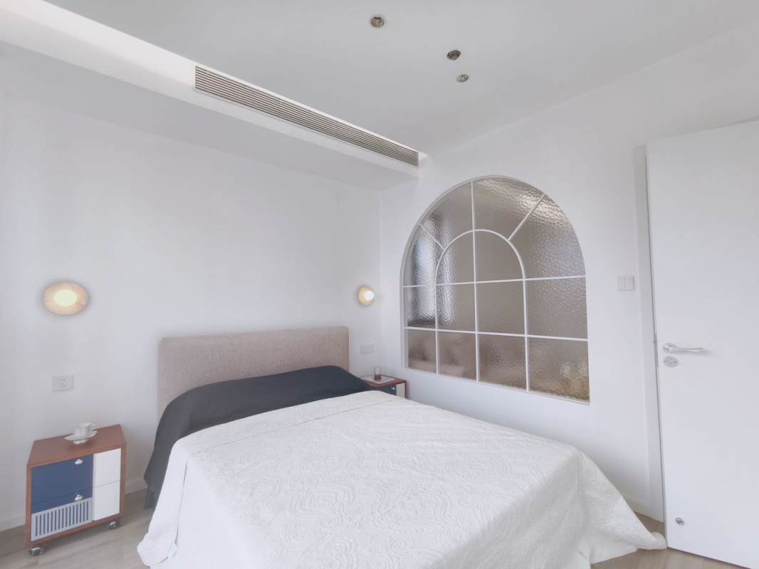 Housing image — Bedroom