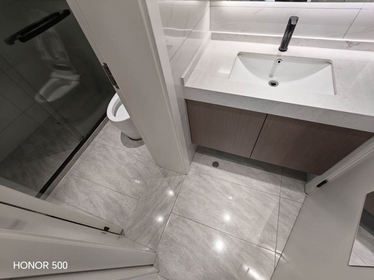 Housing image — Bathroom