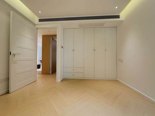 Housing image — Bedroom