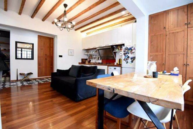 Historic 2BR Apartment in Old Xuhui (L1/L7/L9)