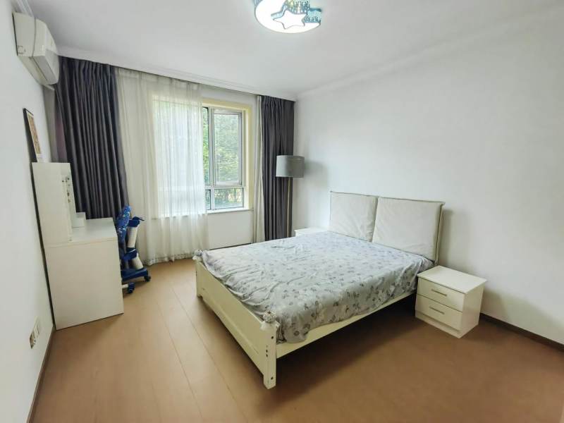 Housing image — Bedroom