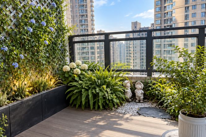 High-Floor 4BR Apartment in Gubei with Floor-to-Ceiling Windows (L10/L15)