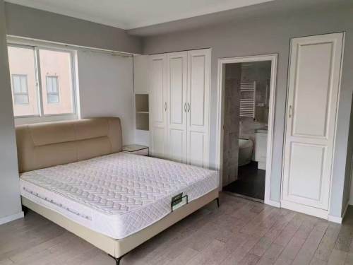 Housing image — Bedroom