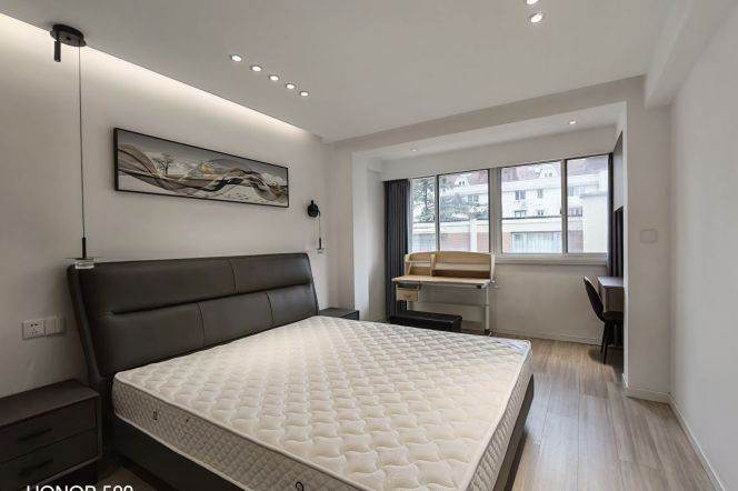 3BR Apartment at Huaye Unit (L2/L12/L13)