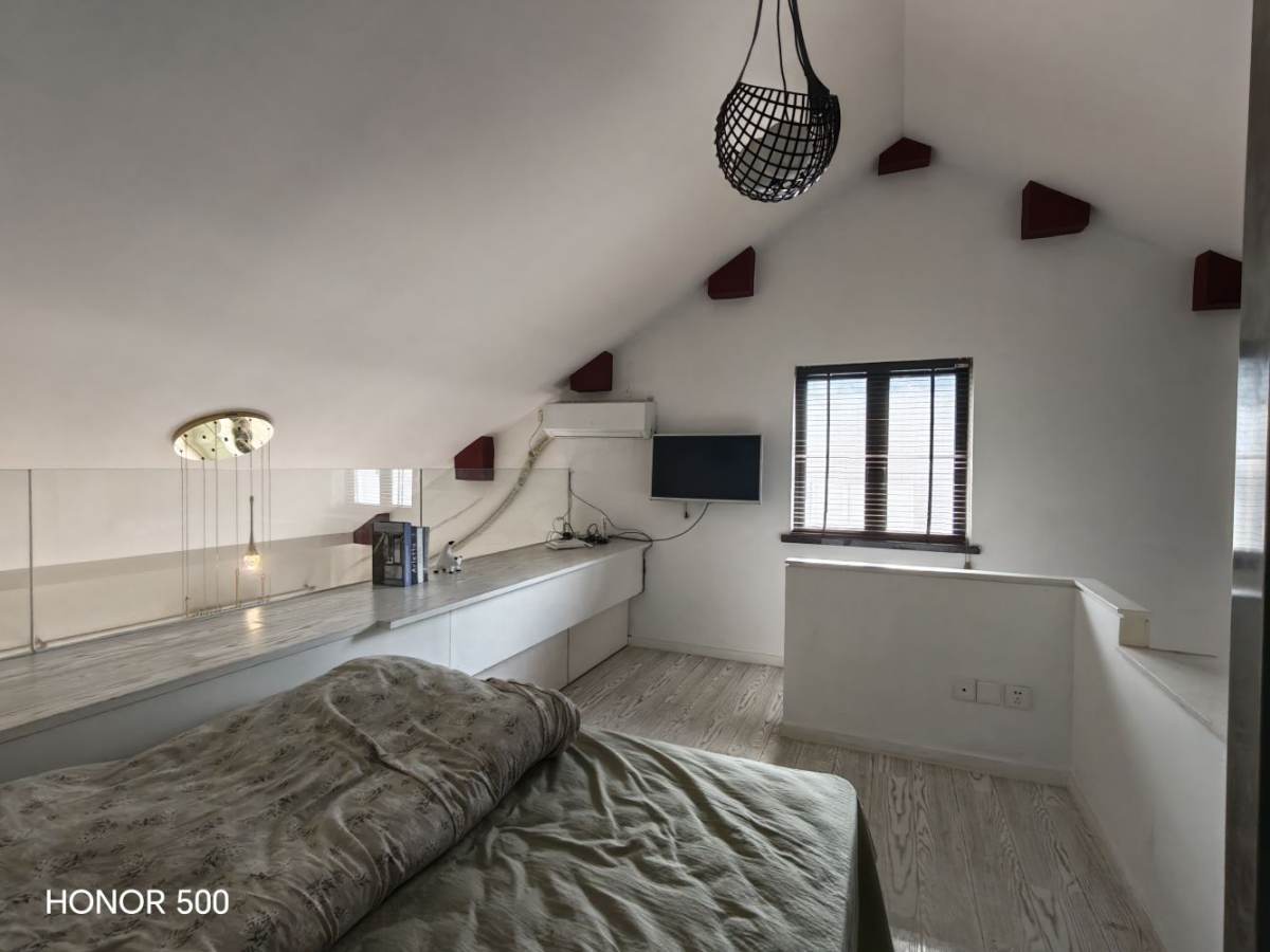 Housing image — Bedroom