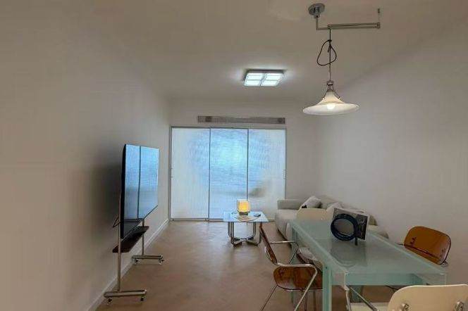 2BR Apartment in Old Xuhui (L10)
