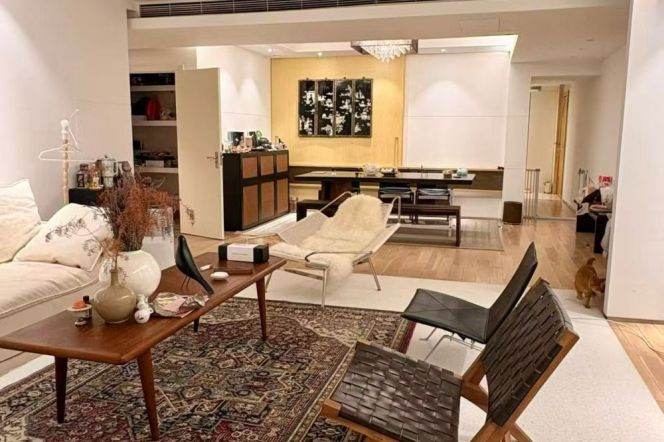 Spacious 3BR Apartment in Old Xuhui (L10/L11)