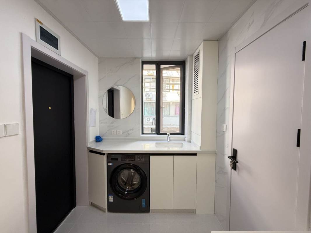 Housing image — Kitchen
