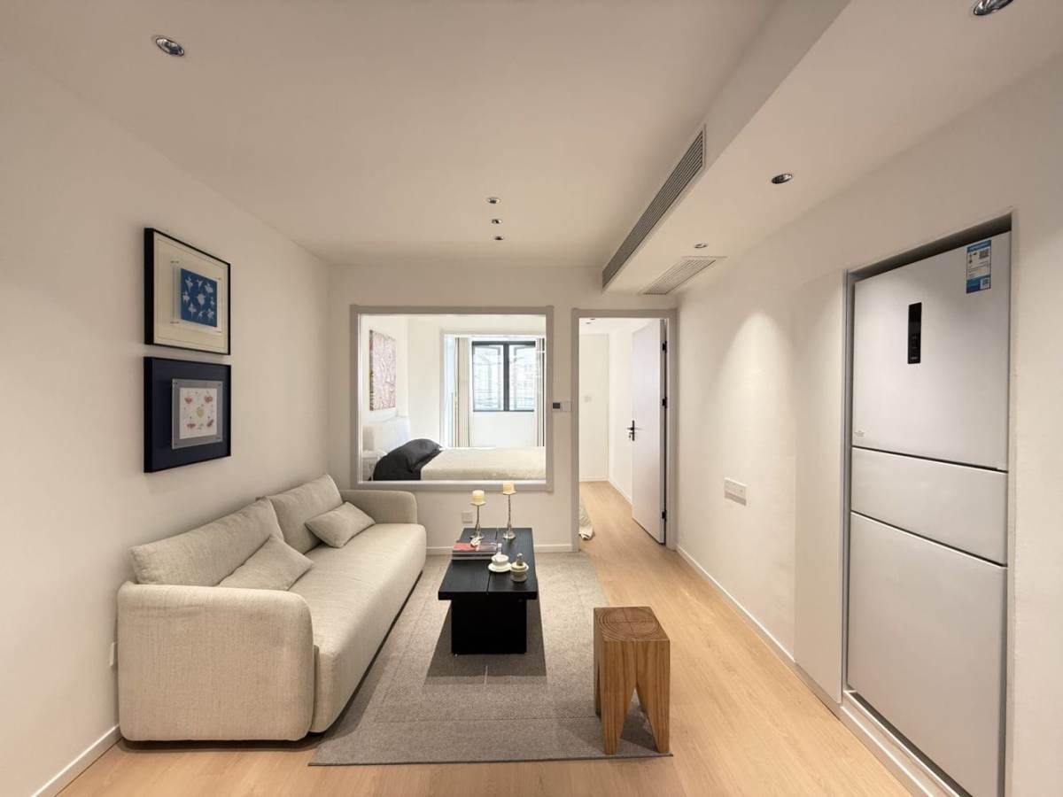 Housing image — Living Room