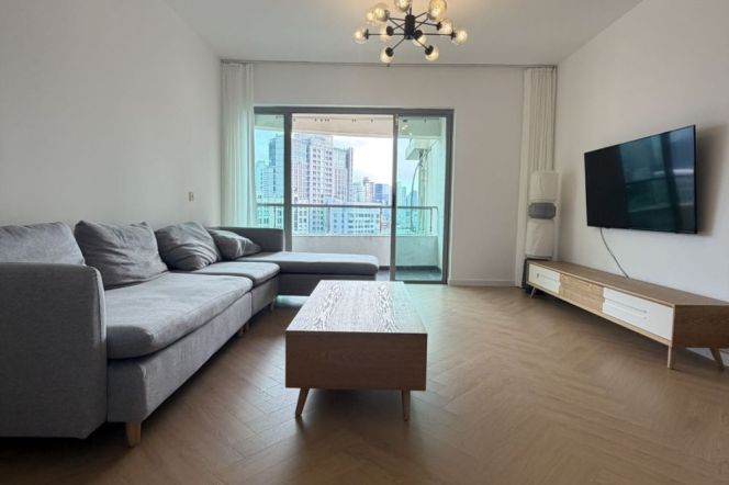 High-Floor 3BR Apartment at One Park Avenue