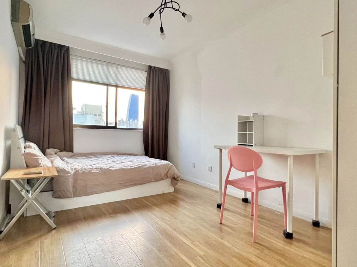 Housing image — Bedroom
