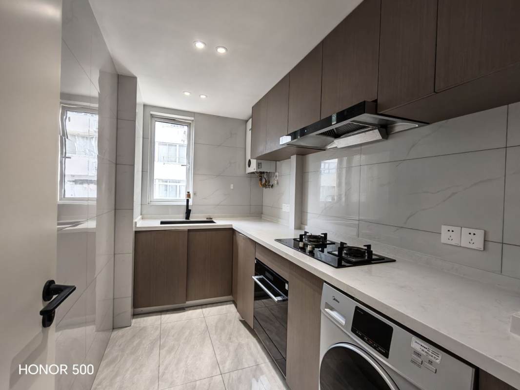 Housing image — Kitchen