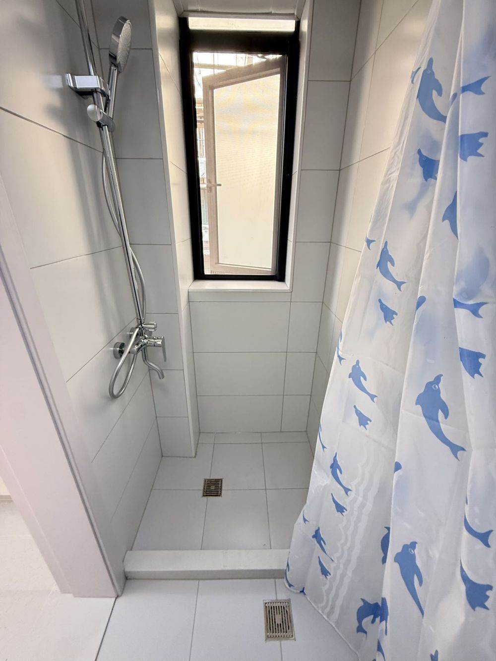 Housing image — Bathroom
