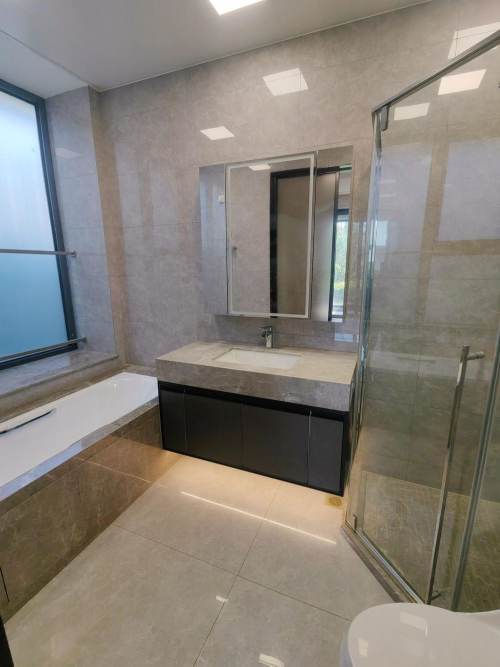 Housing image — Bathroom