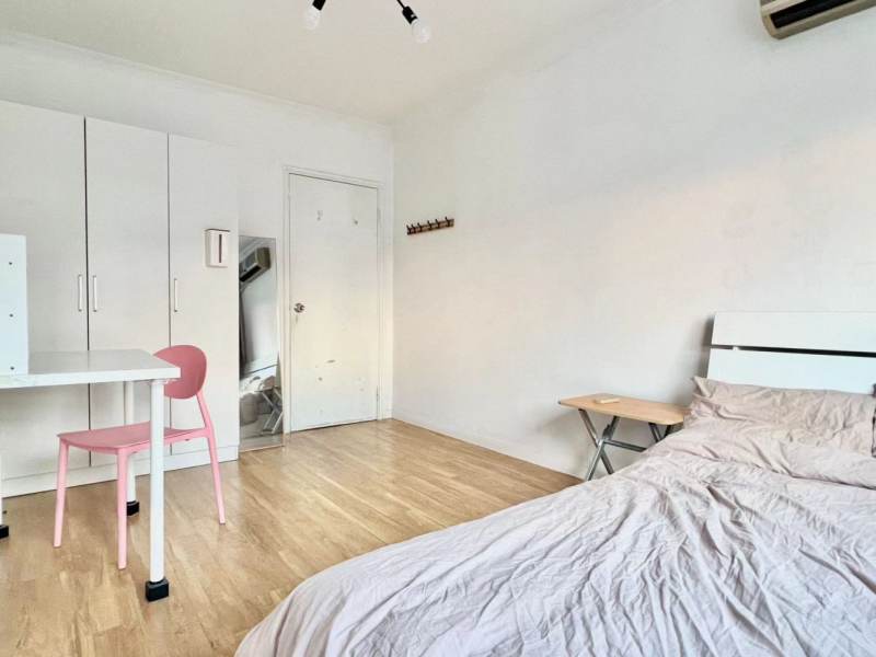 Housing image — Bedroom