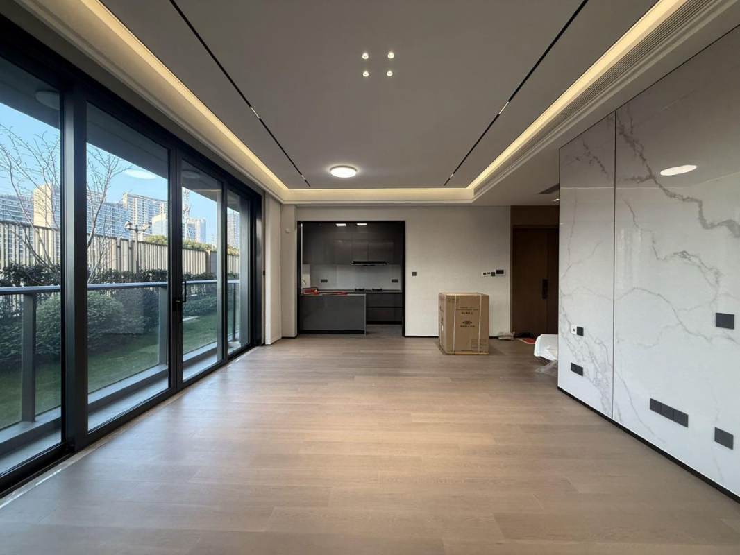 Housing image — Living Room
