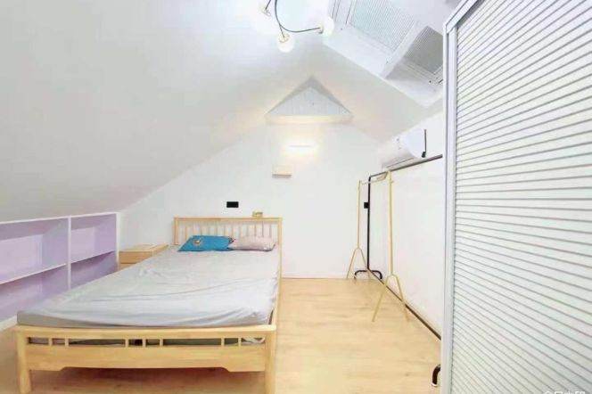 2BR Lane House near 105 Whisky Lounge with Green View