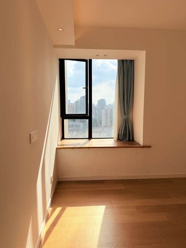Housing image — Bedroom