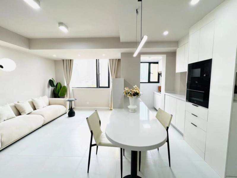 Housing image — Living Room