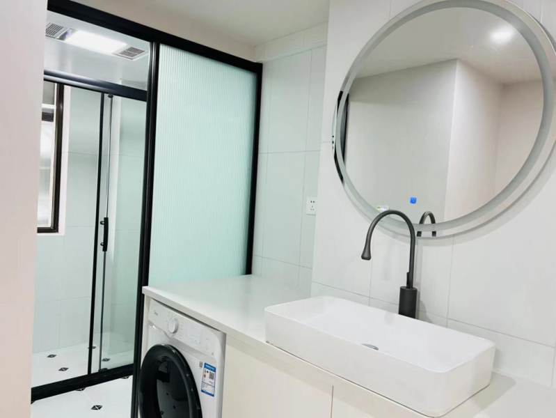 Housing image — Bathroom