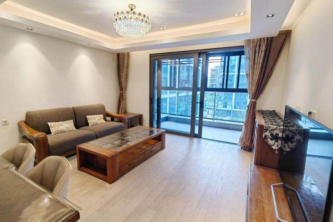 2BR Apartment near Oriental Sports Center Metro