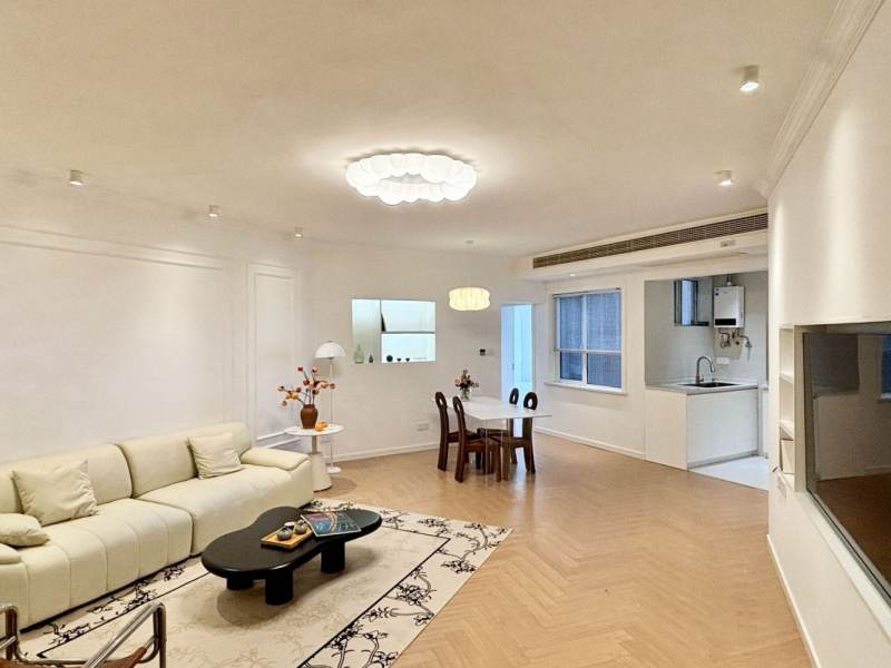 Housing image — Living Room