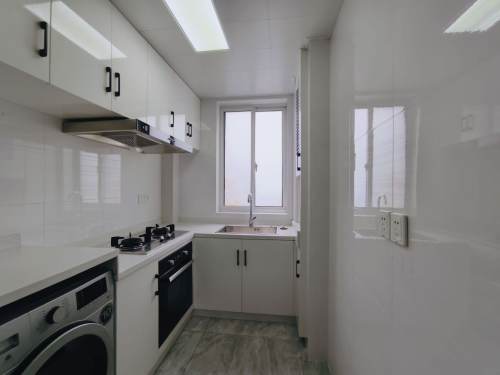 Housing image — Kitchen