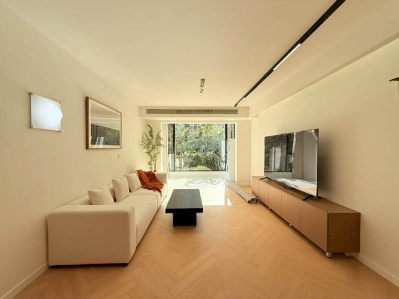 Housing image — Living Room