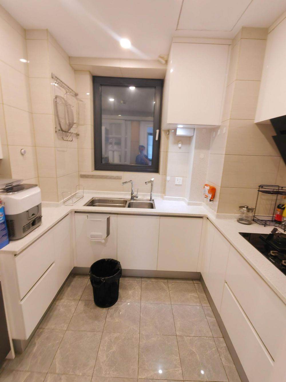 Housing image — Kitchen