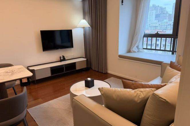 Short-Term 1BR Serviced Apartment near Shanghai International Studies University (Hongkou Campus) (L1)