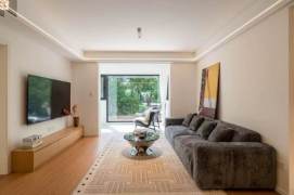 Spacious 2BR Apartment near Zhongshan Park (L2/L3/L4)