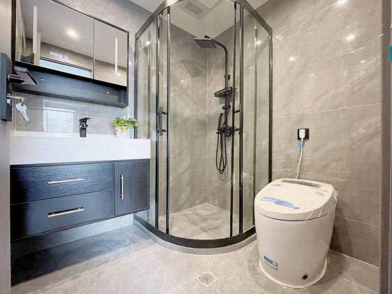 Housing image — Bathroom