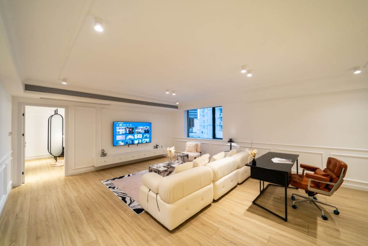 Housing image — Living Room