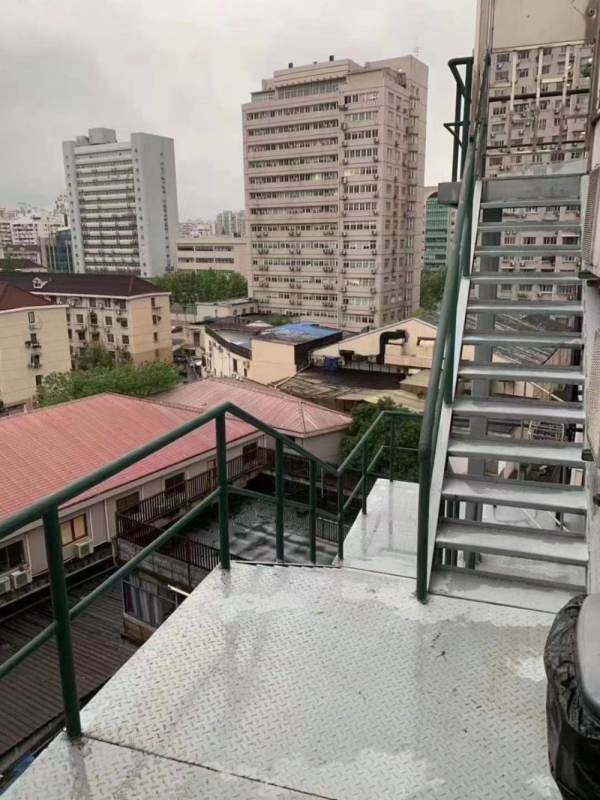 Housing image — Building Exterior
