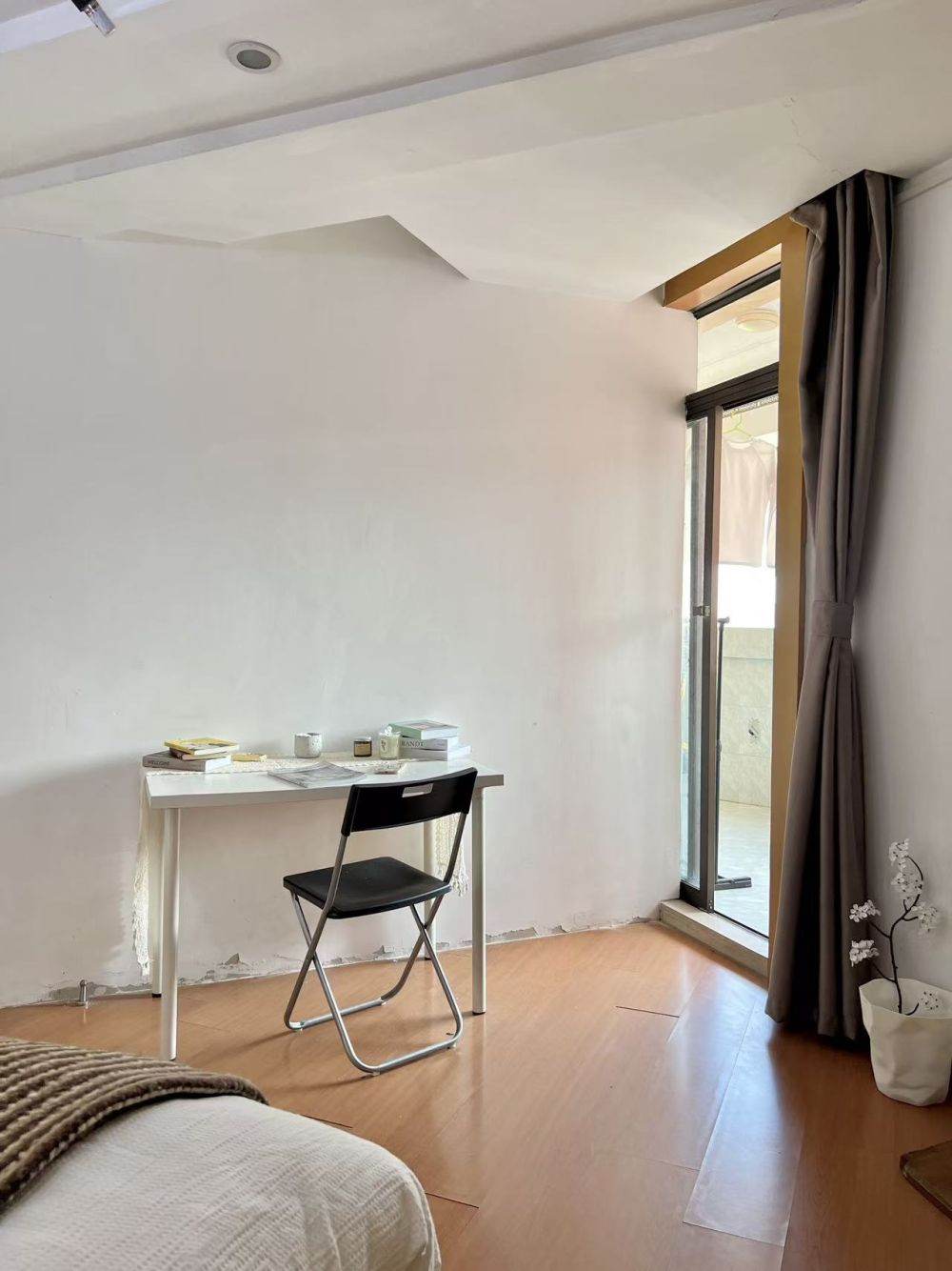 Housing image — Bedroom