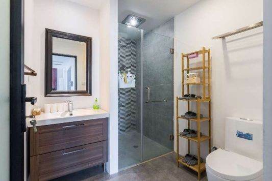 Housing image — Bathroom