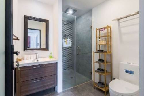 Housing image — Bathroom