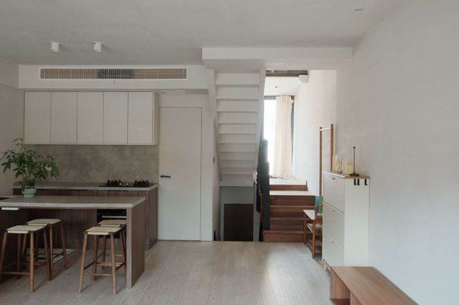 Spacious 1BR Lane House near Xintiandi Metro with Terrace (L10/L13)