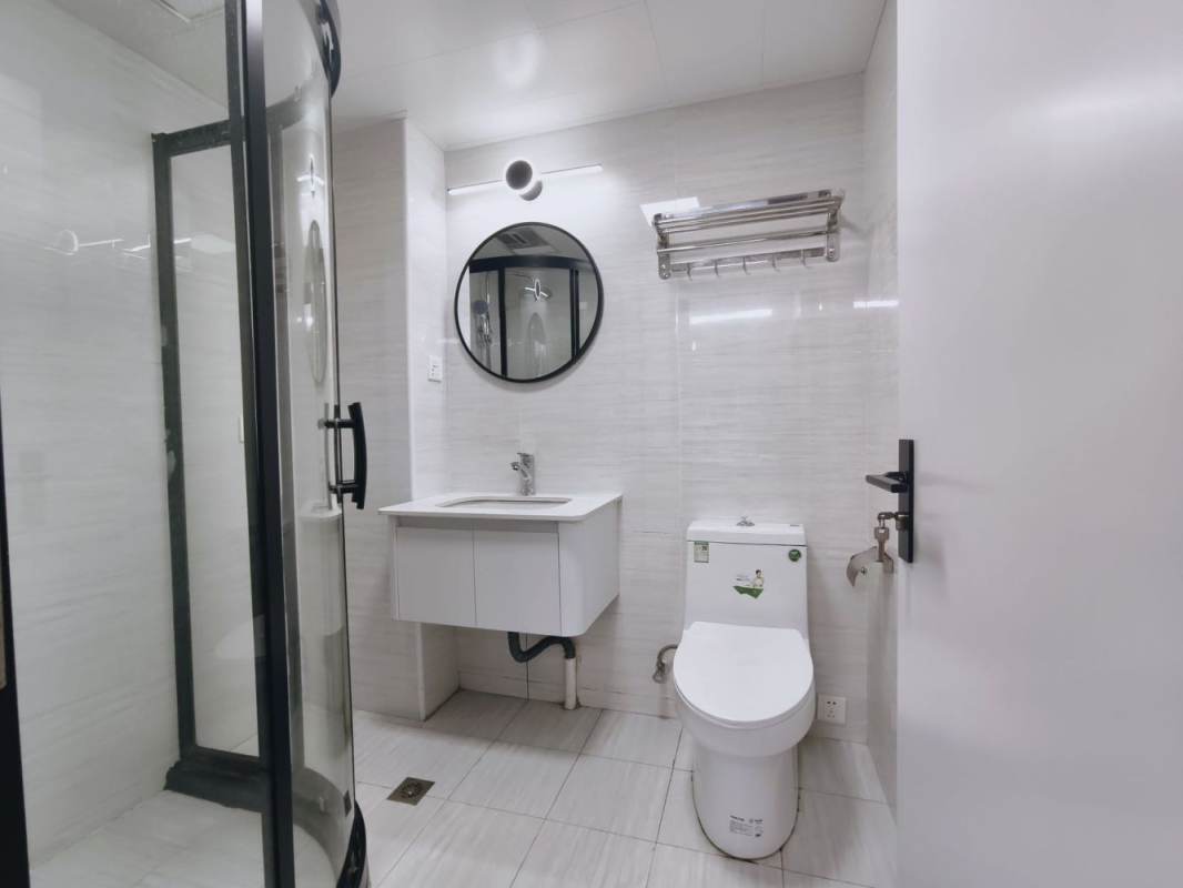 Housing image — Bathroom