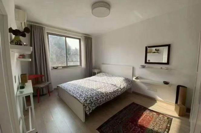 2BR Apartment in Old Xuhui (L1/L7)